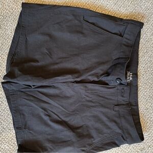 Huk Women’s Black Performance Shorts